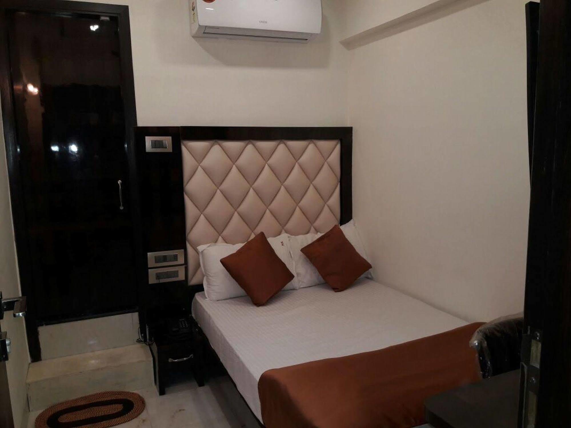 Hotel Karishma Bombay Eksteriør billede